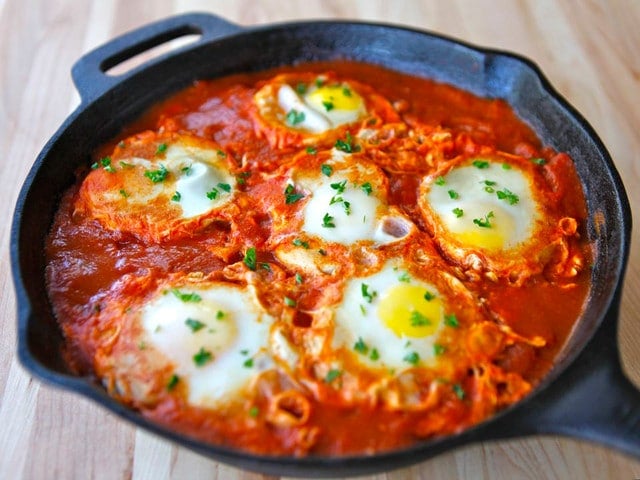 Shakshuka Side View 2 640x480 Shakshuka