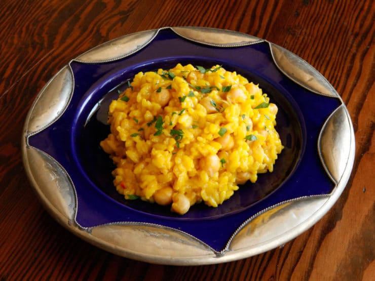 Cold Weather Comfort Food Meals - Hearty Recipes to Help Get You Through the Cold, Winter Nights on ToriAvey.com