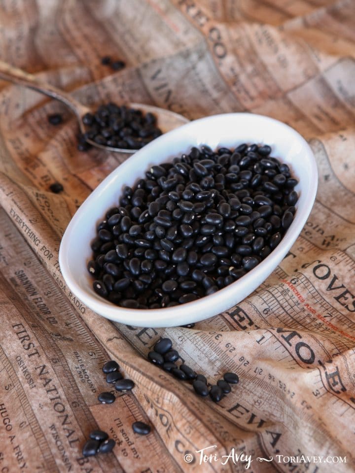 How to Soak, Cook and Freeze Dried Black Beans - Learn how to cook dried black beans to prepare them for use in recipes. Includes storage and freezing techniques.