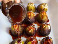 Stuffed Figs with Goat Cheese - Recipe for Roasted Sweet Figs with Tangy Goat Cheese and Date Honey