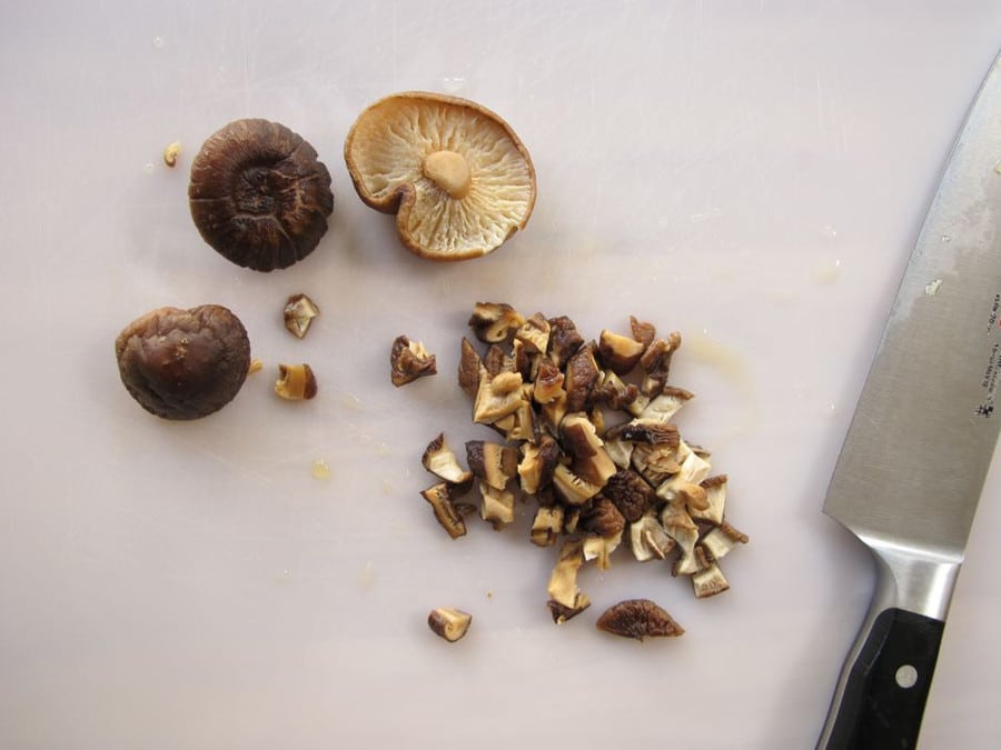 Mushroom Barley Soup - Comforting Deli-Style Soup Recipe