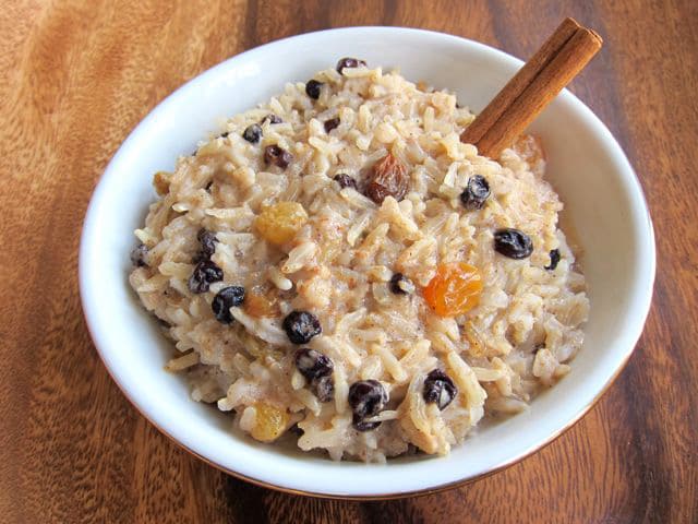 What the Tudors Ate (Pt 1): Tudor Dynasty Rice Pudding - Learn what the upper classes of Tudor England ate during the reign of Henry VIII and try a historically inspired recipe for Rice Pudding.