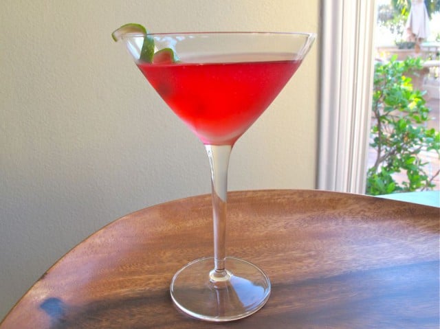 https://toriavey.com/images/2011/03/Kosher-Cosmo-Cosmopolitan-Martini-640x479.jpg