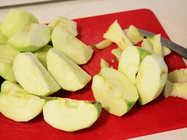 Loving Creations for You: Apple Strawberry Chiffon Cupcake 'Apples