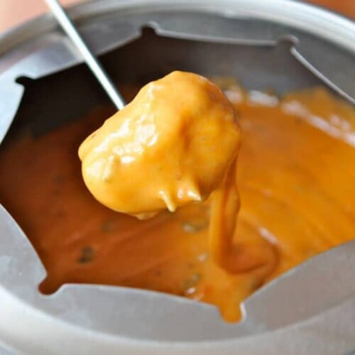 Cheesy Jalapeno Fondue Close 2