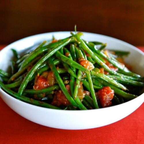 Green Bean Tomato Saute - Healthy Vegan Side Dish