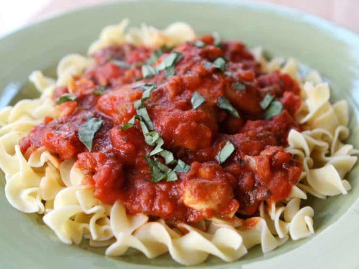 Chicken Catch Me: aka Chicken Cacciatore - Learn to make Italian Chicken Cacciatore in this easy recipe with tomato sauce, peppers, mushrooms, basil, and flavorful herbs. Healthy, Kosher, Meat.