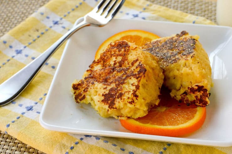 Passover French Toast - Kosher for Passover French toast from Kristy at Eat, Play, Love with homemade Passover citrus sponge cake made from matzo cake meal. Kosher, Dairy, Pesach.