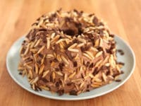 Andy's Angel Food Cake: A Tribute to Andy Griffith - A vintage recipe from "Aunt Bee's Mayberry Cookbook" - a simple chocolate-filled angel food cake with nuts and chocolate shavings.