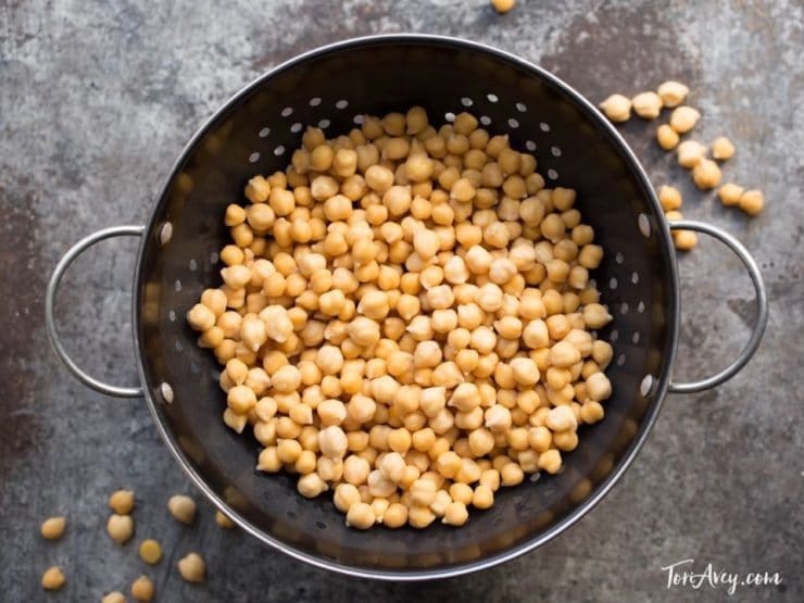 How To Soak Cook And Freeze Dried Chickpeas Garbanzo Beans