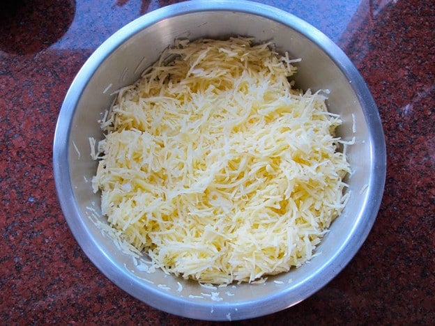 Dried, shredded potatoes.