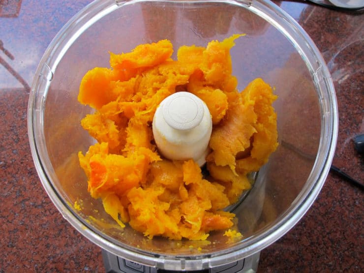 Roasted butternut squash in the food processor.