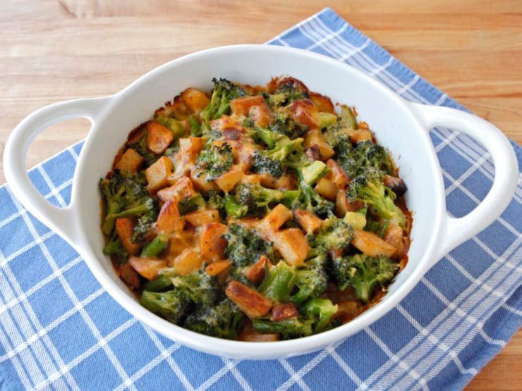 Broccoli Idaho® Potato Gratin - Yummy gratin made with roasted Idaho® Potatoes, broccoli and sharp cheddar cheese. A delicious vegetarian entree or side. Kosher for Passover.