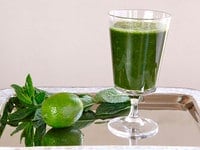 The Greenie - A nutritious, yummy smoothie tonic made with kale or spinach, apple, pear, grapes, fresh mint, lime juice and cinnamon. Healthy, vegan, kosher.