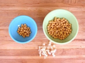 Bowls of peeled chickpeas.