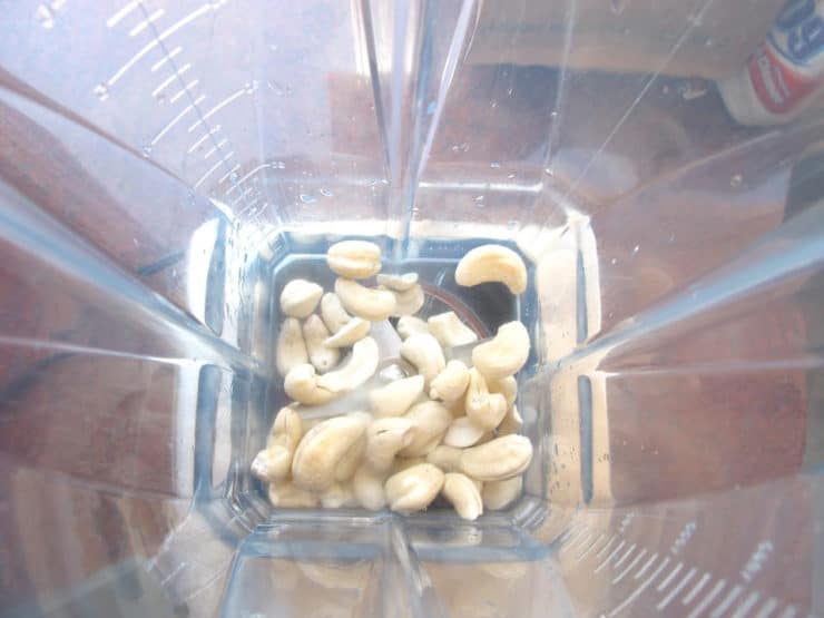 Cashews in a blender.