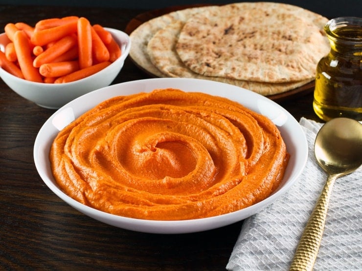 Undertrykke Agurk skud Roasted Red Pepper Hummus - Easy Healthy Recipe