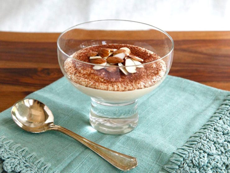 Cheesecake Tiramisu Protein Pudding - Make a healthy low carb dessert with Vi Shake Sweet Cream protein powder. Kosher, Dairy.