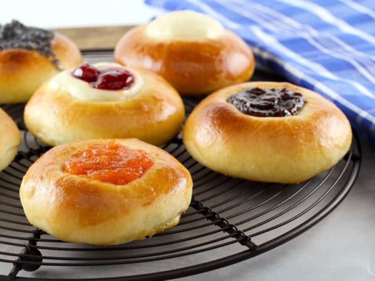 American Cakes: Kolache - Learn the history of Czech kolaches, then try a traditional recipe with fillings and posipka from food historian Gil Marks 