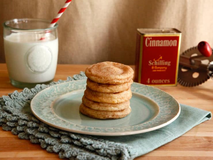 Food on Alcatraz: Cinnamon Sugar Cookies - Alcatraz was a harsh prison, but it had pretty great food. Learn about the community living on Alcatraz and try a vintage recipe from the island.