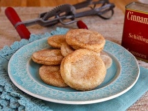 Food on Alcatraz: Cinnamon Sugar Cookies - Alcatraz was a harsh prison, but it had pretty great food. Learn about the community living on Alcatraz and try a vintage recipe from the island.