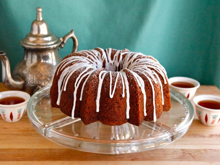 Honey Apple Cake for Rosh Hashanah #jewish #holiday #recipe