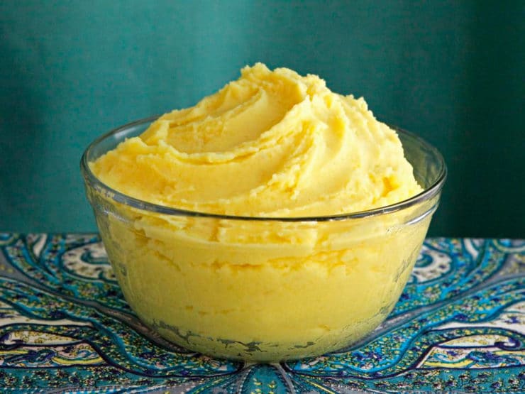 Saffron Mashed Potatoes #vegan #holiday #recipe