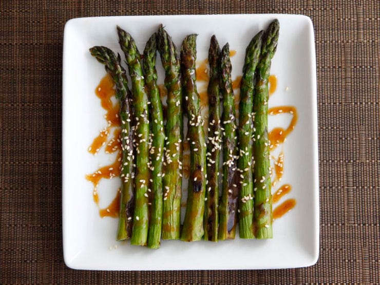 Roasted Sesame Asparagus Recipe #vegan #healthy
