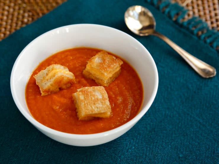 Tomato Soup with Grilled Cheese Croutons from Weelicious Lunches