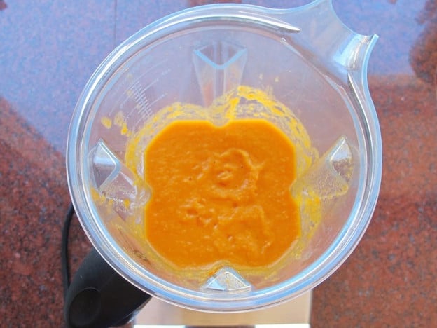 Tomato soup in a blender to puree.