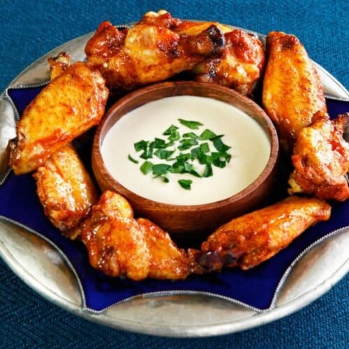 https://toriavey.com/images/2014/01/Spicy-Middle-Eastern-Chicken-Wings-Horizontal-500x500.jpg