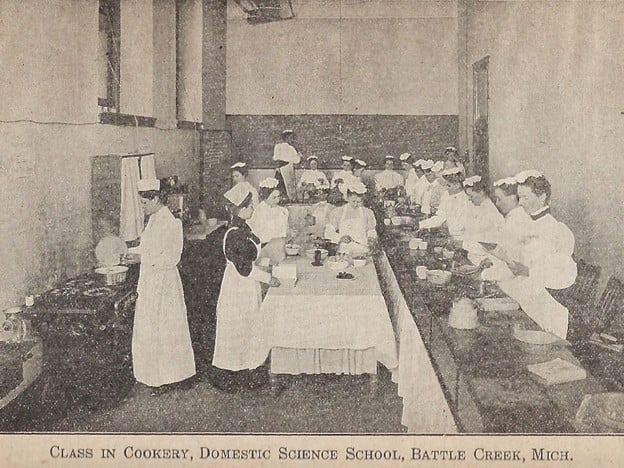 Curry Mushroom Toast - A vintage 1908 recipe from Cooking Club Magazine, adapted by Tori Avey.