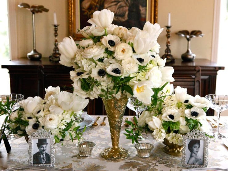 Golden Age of Hollywood Party - Party tablescape and floral design ideas for an elegant Oscar Party, Old Hollywood-themed wedding or a fabulous Birthday Soiree by Tori Avey.