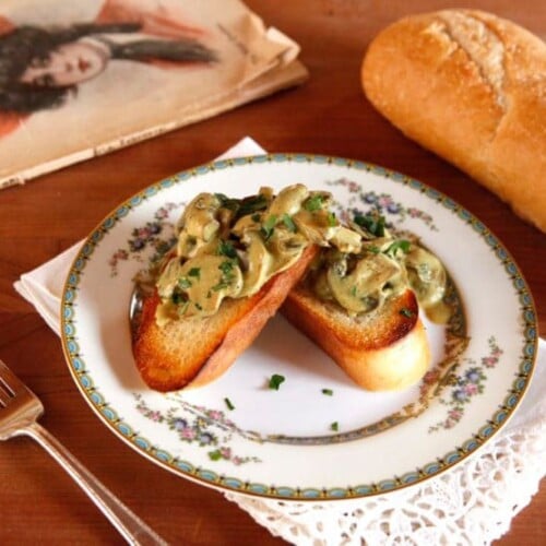 Vintage 1908 recipe for Curry Mushroom Toast, adapted by Tori Avey from Cooking Club Magazine on The History Kitchen