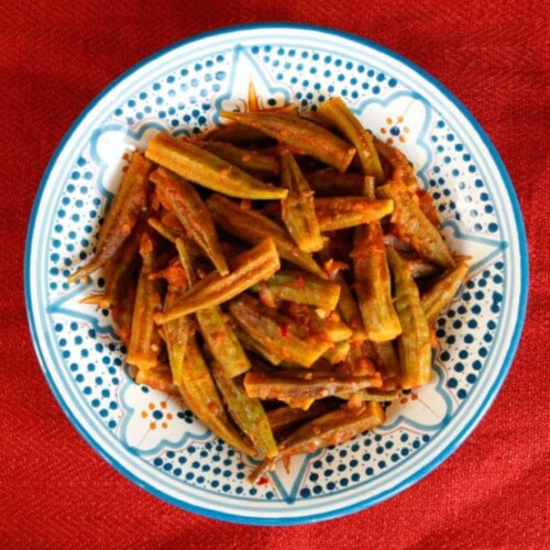 Middle Eastern Okra - Easy and Delicious Recipe for Bamya with Tomato, Onion and Spices by Tori Avey