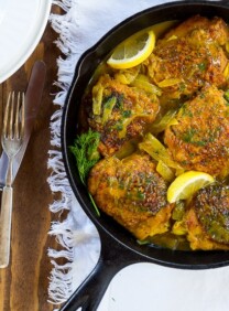 Tender chicken cooked with dill and turmeric, creating a flavorful and aromatic dish
