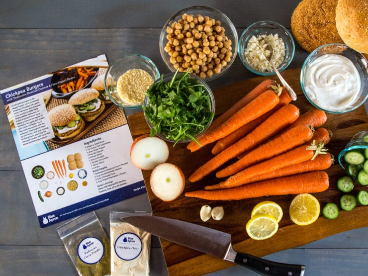 Cooking With Blue Apron - A peek inside my kitchen, cooking with Blue Apron delivery service + an offer for two free meals! 