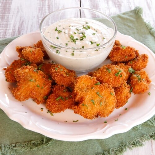 Vegan Buttermilk Panko Fried Mushrooms - Crispy Battered Mushrooms with a Creamy Cashew Dipping Sauce