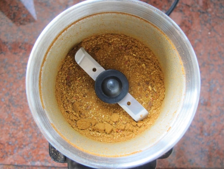 Dal Bukhara - Beluga Lentils in Creamy Tomato Curry from the Aarti Paarti Cookbook