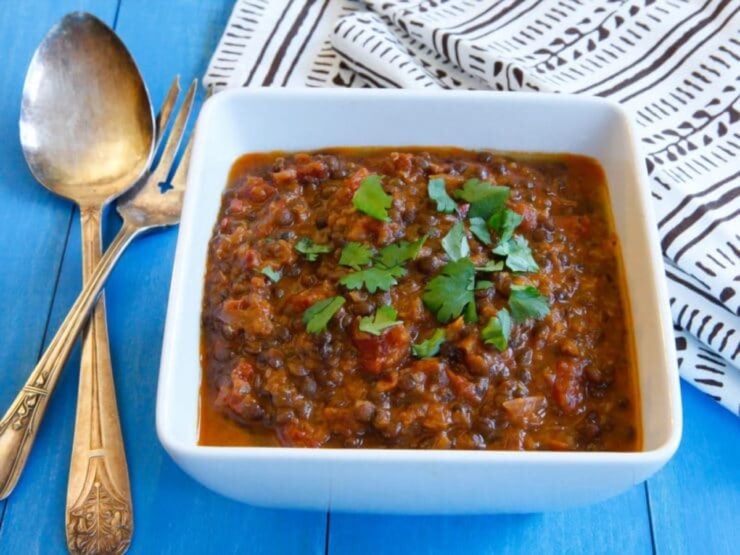 Dal Bukhara - Beluga Lentils in Creamy Tomato Curry from the Aarti Paarti Cookbook