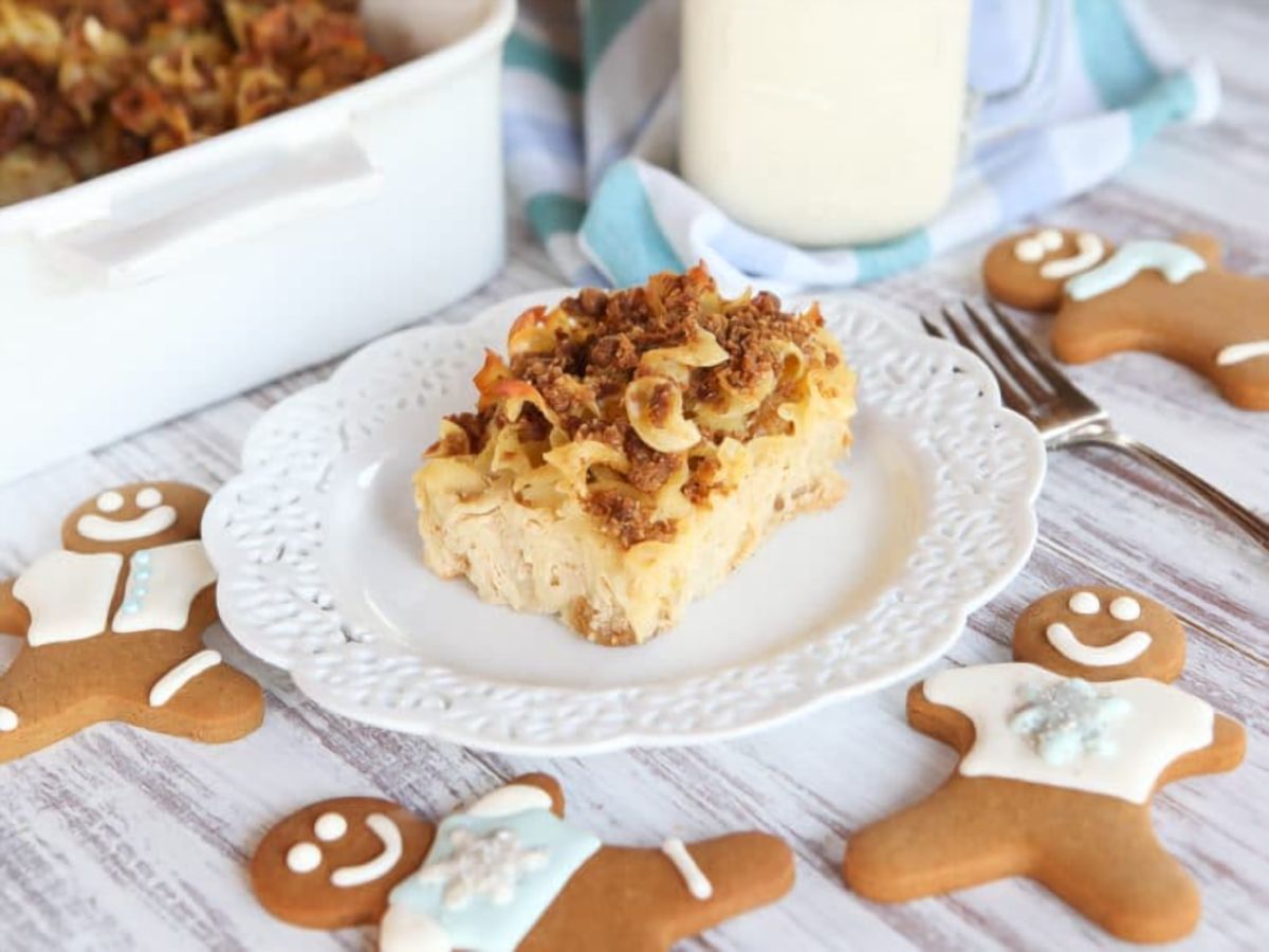 Eggnog Gingerbread Kugel - Jewish Noodle Casserole Made with Eggnog, Holiday Spices and a Gingersnap Crumble Topping from ToriAvey.com