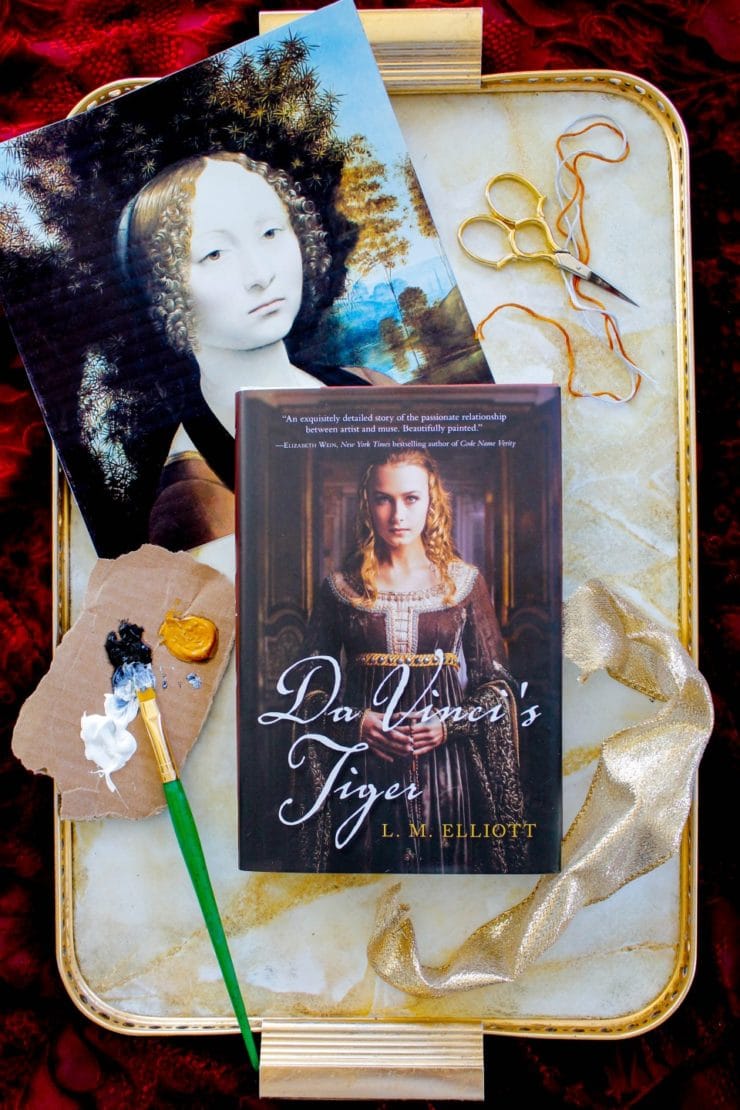 Tori\'s Bookshelf - Da Vinci\'s Tiger by L.M. Elliott. A historical YA novel about Leonardo Da Vinci\'s muse.