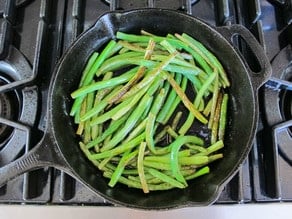 Skillet Seared Lemon Green Beans with Cotija Cheese - Easy flavorful vegetable side dish recipe on ToriAvey.com