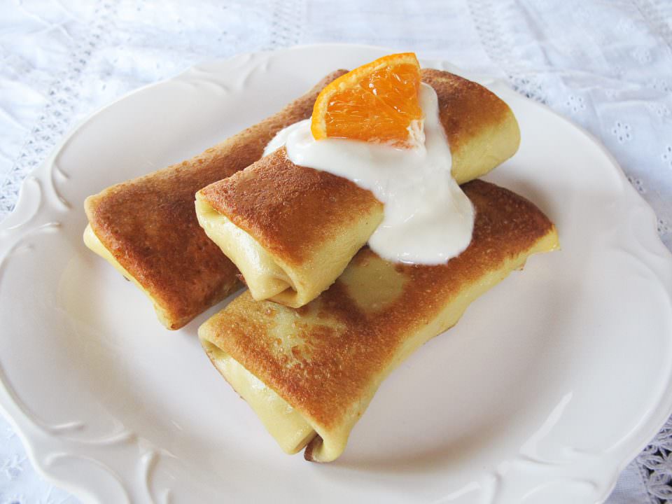 Citrus Vanilla Blintzes – Celebrate Hanukkah with Blintzes Made With Clover Organic Dairy Products #clovercooks