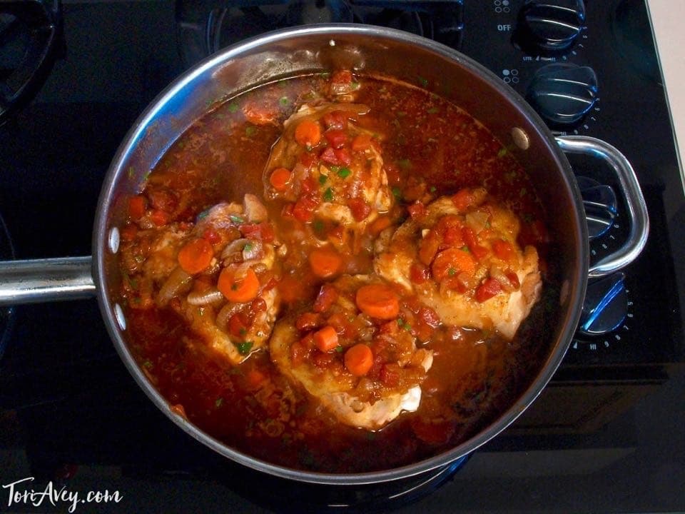 Chicken Okra Stew - Simple and tasty stew made with okra, chicken, carrots and North African spices. Delicious one-pot meal.